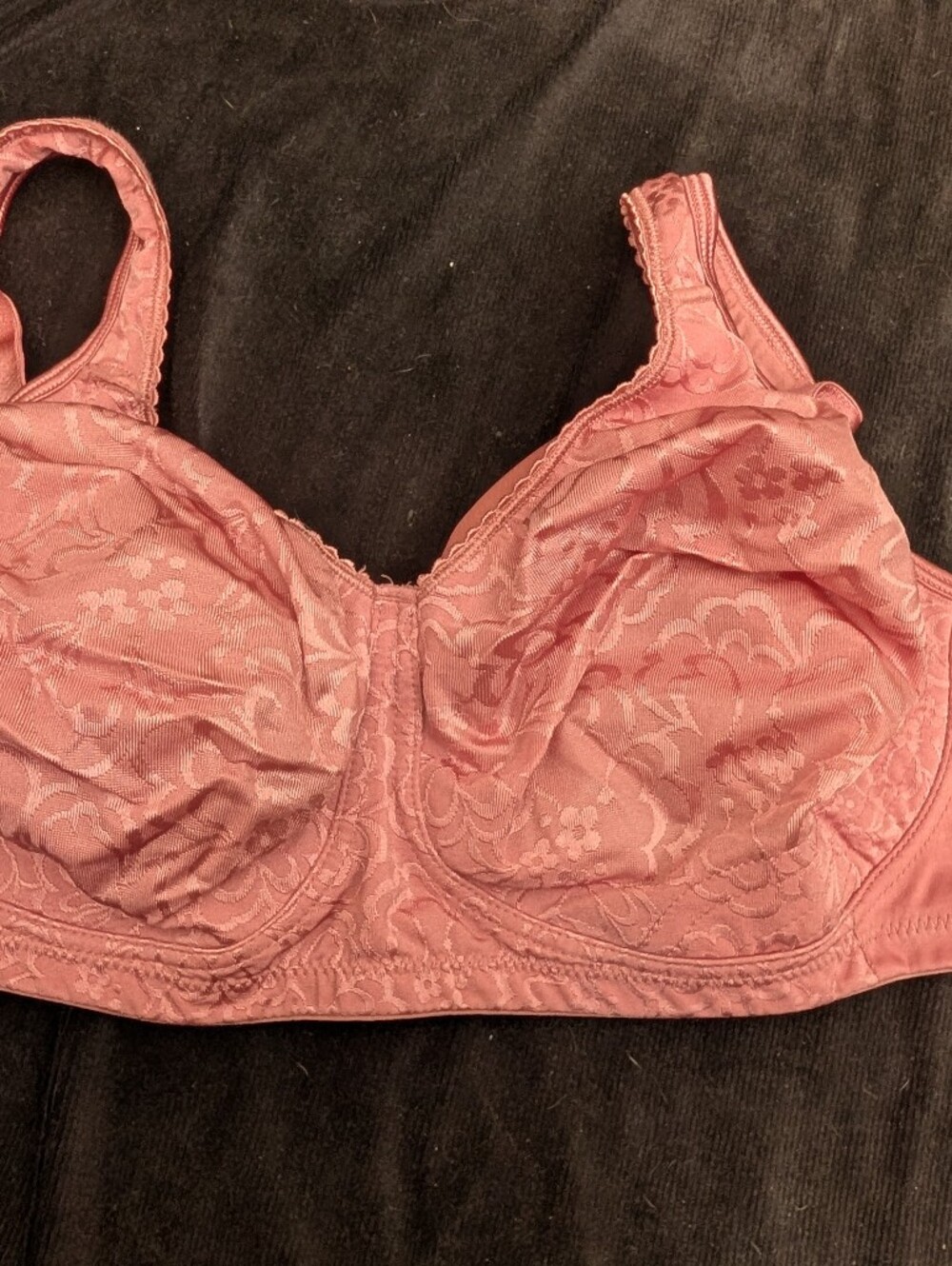 Playtex Wireless Pink lace bra. size 42DDD